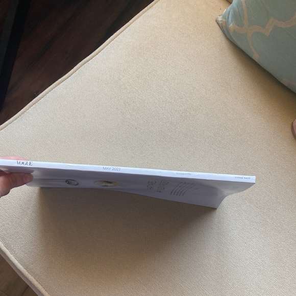 Vogue May 2023 Magazine Karl Lagerfeld Celebration Edition - Picture 3 of 5